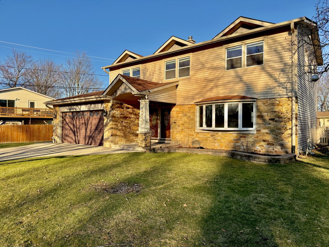 1403 S Birch Dr., Mount Prospect, IL 60056