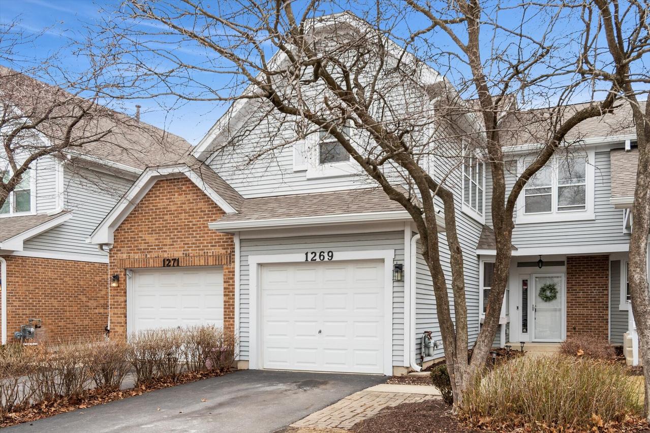 1269 Rhodes Ln., Naperville, IL 60540