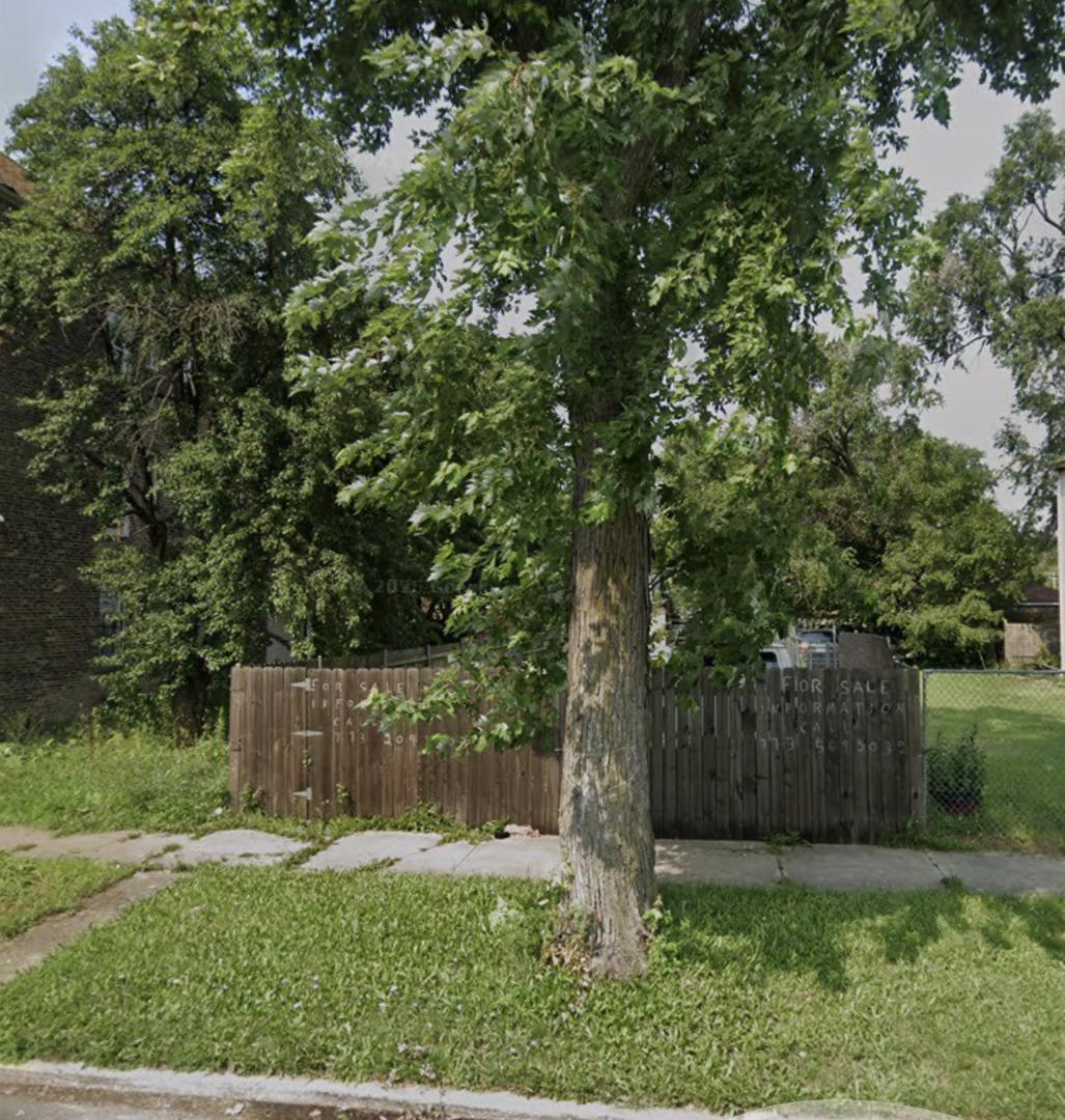 [Address Hidden by Seller], Chicago, IL 60609