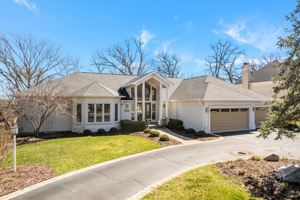 4113 Royal Troon Ct., St. Charles, IL 60174