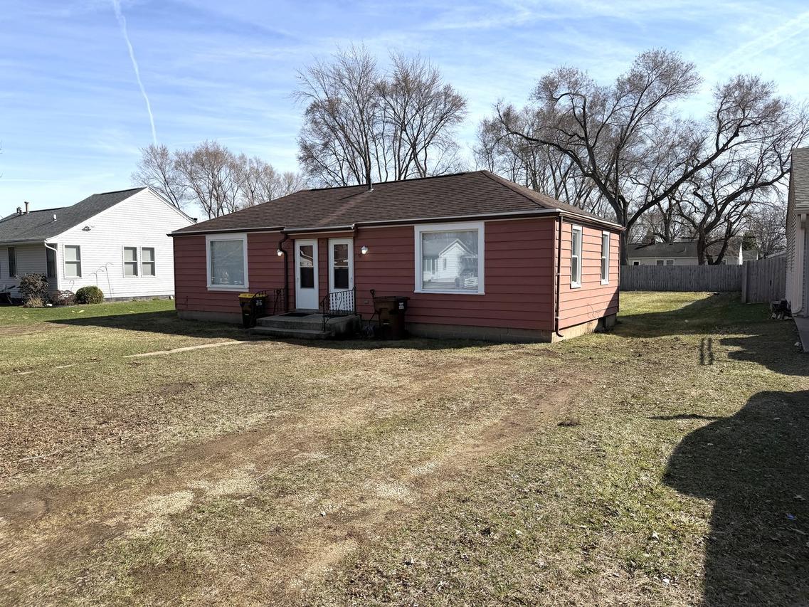 921 River Park Dr., Loves Park, IL 61111