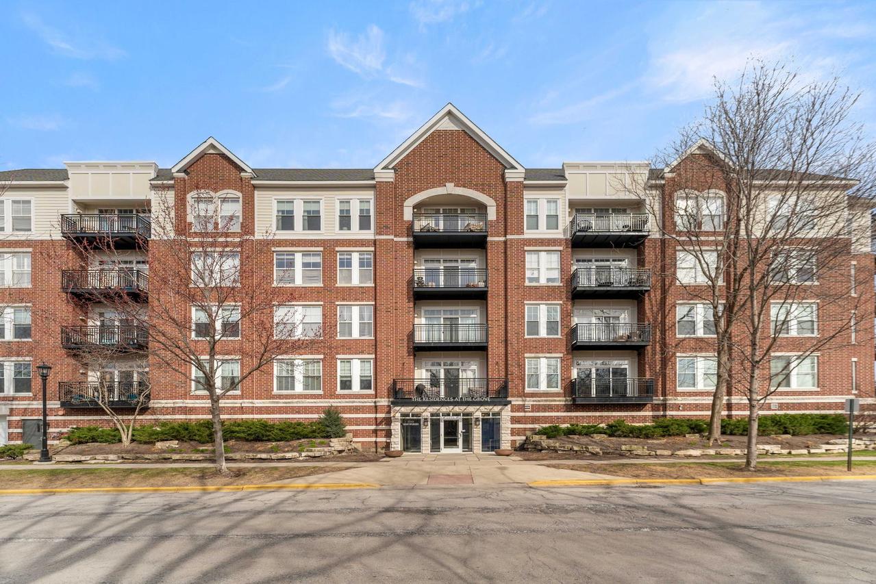 7753 Van Buren St. #512, Forest Park, IL 60130