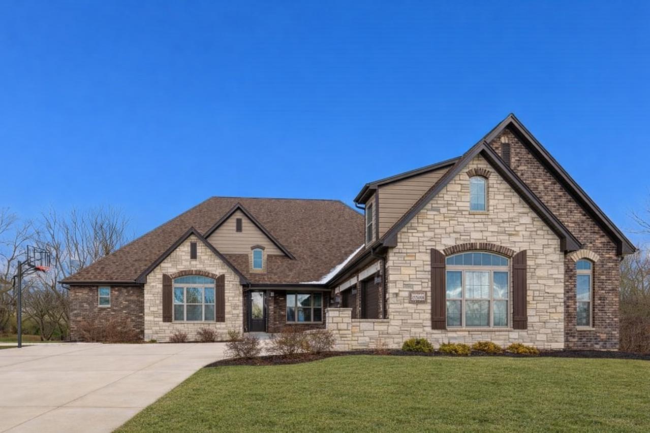 21433 S Wooded Cove Dr., Elwood, IL 60421