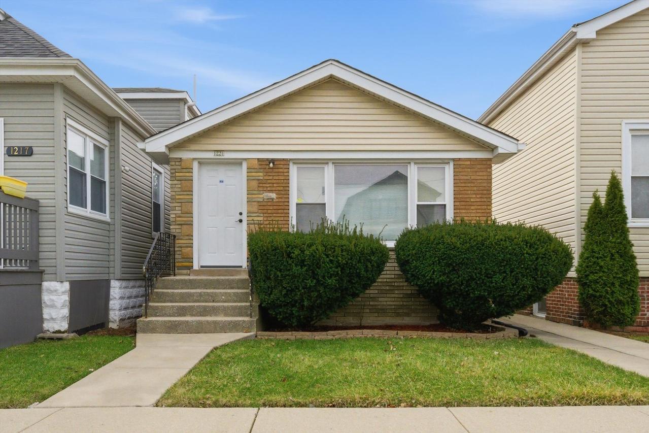 1221 W 97th Pl., Chicago, IL 60643