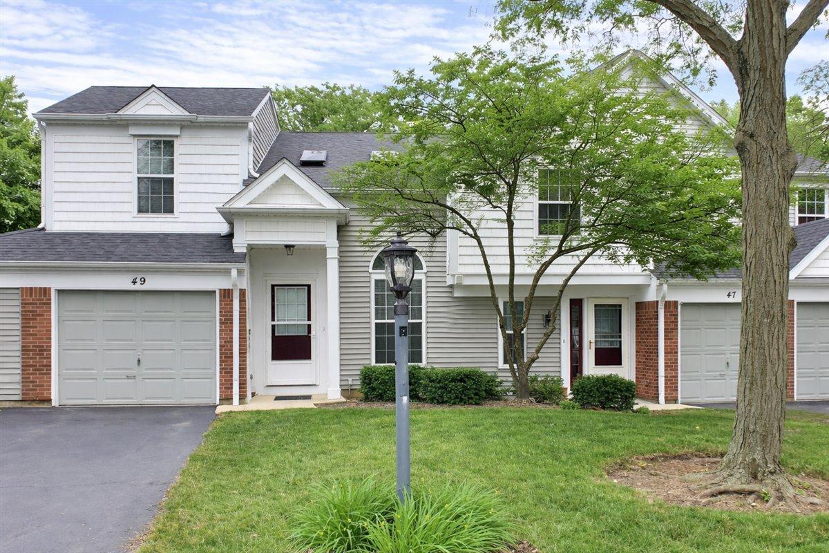 49 Carey Ln., Streamwood, IL 60107