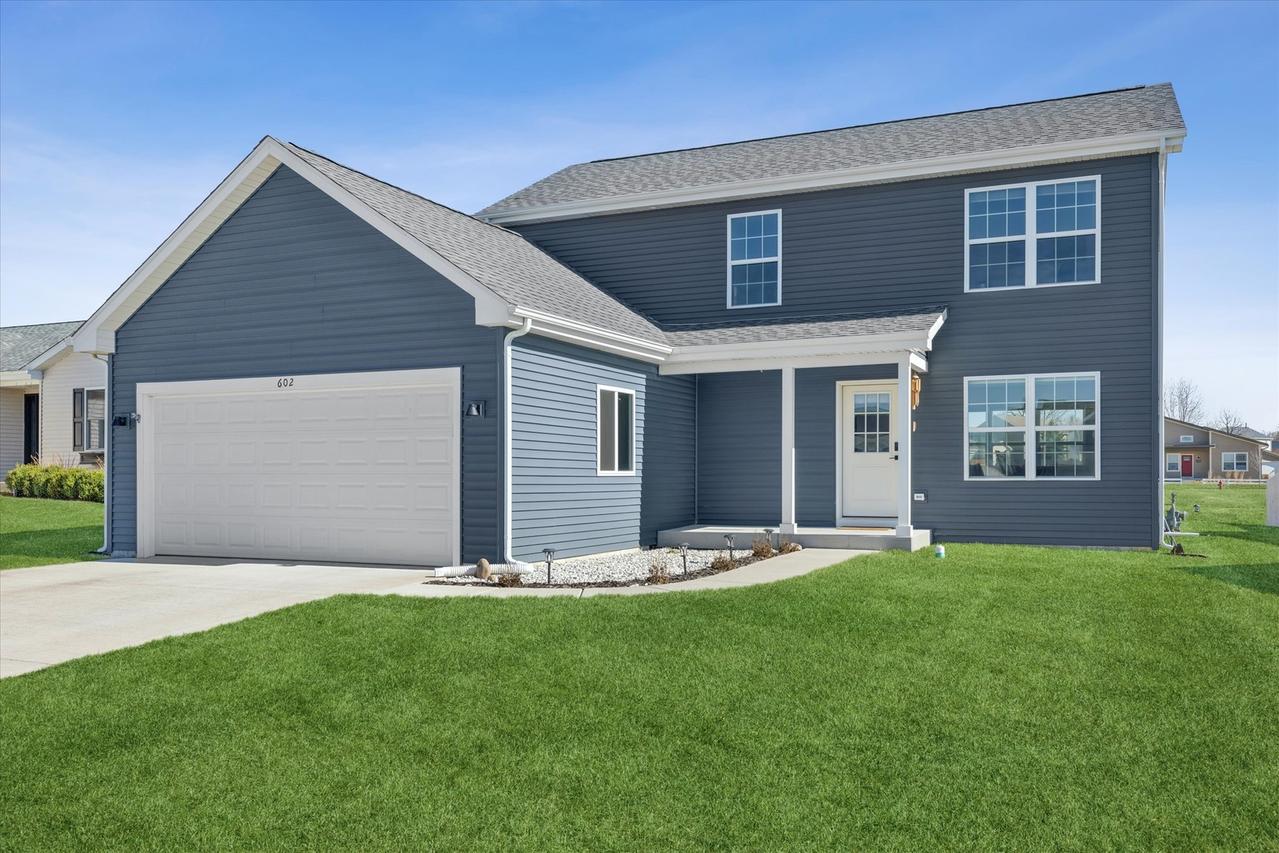 602 Apple Valley Rd., Harvard, IL 60033