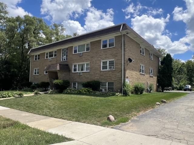 [Address Hidden by Seller], Addison, IL 60101