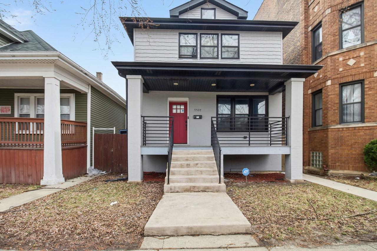 7537 S May St., Chicago, IL 60620