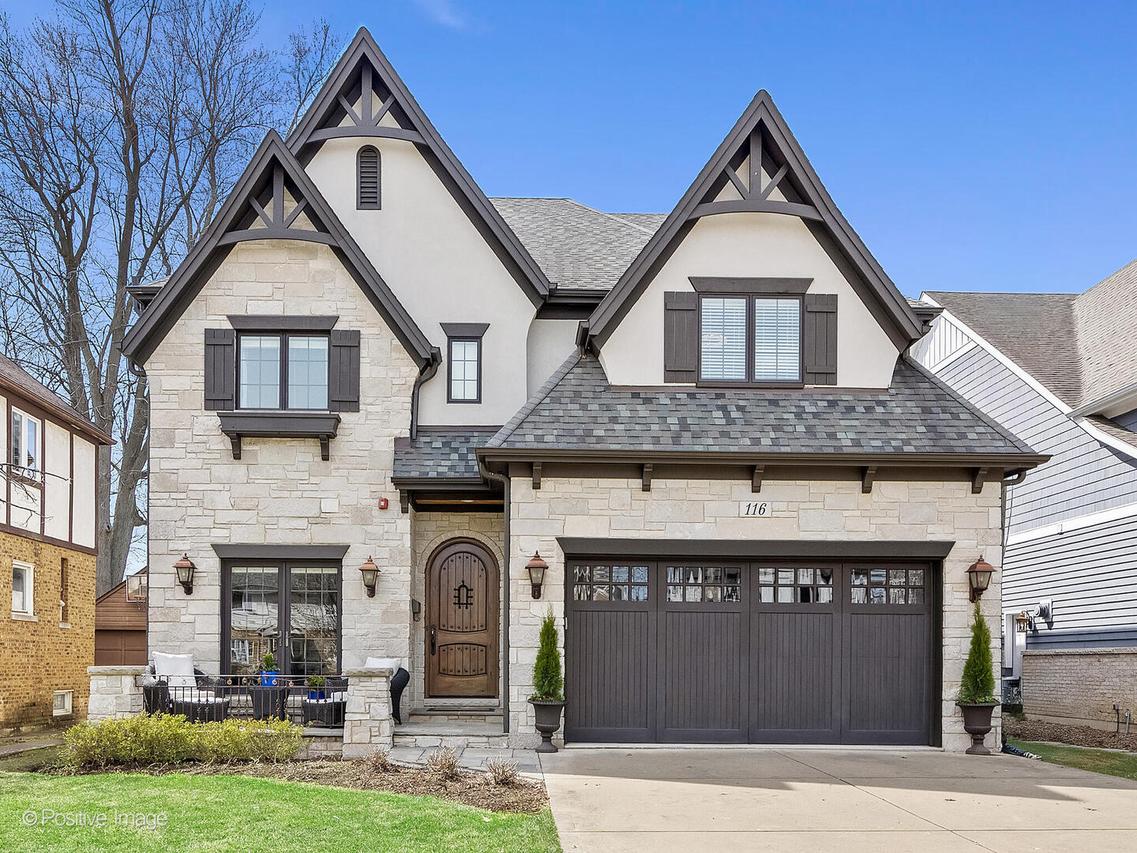 116 S Prospect Ave., Clarendon Hills, IL 60514