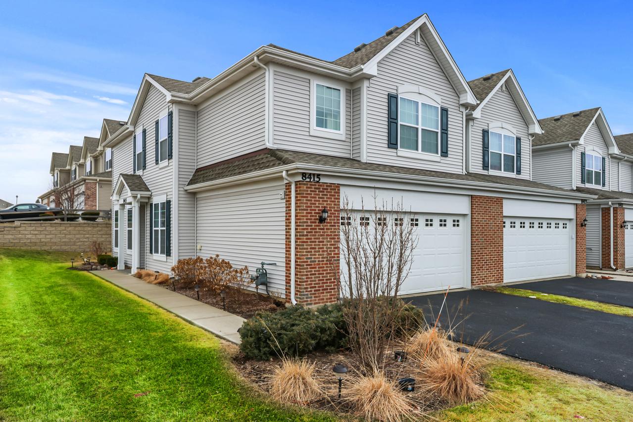 8415 Stillwater Rd., Wonder Lake, IL 60097