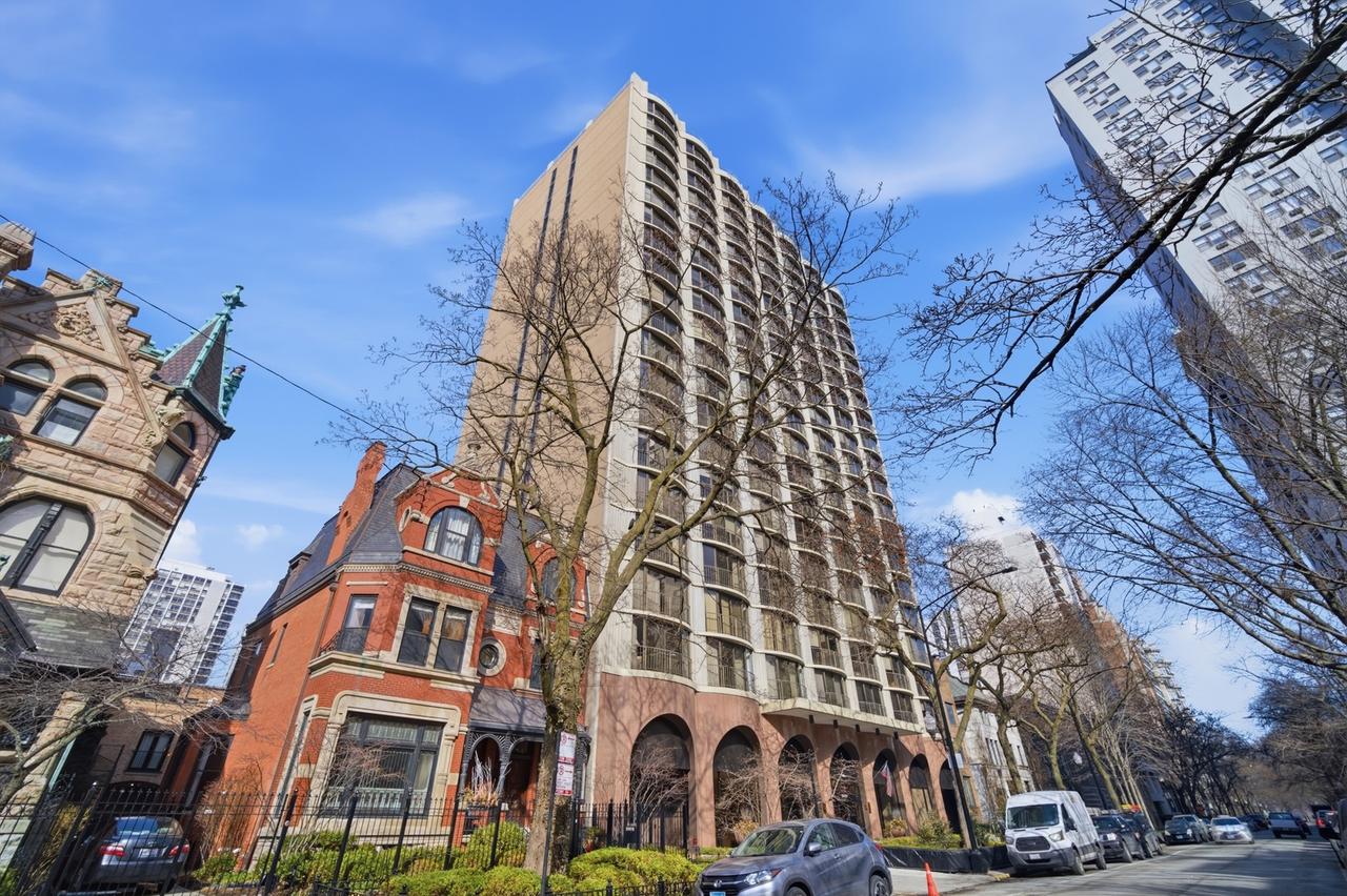 1440 N State Pkwy. #5B, Chicago, IL 60610