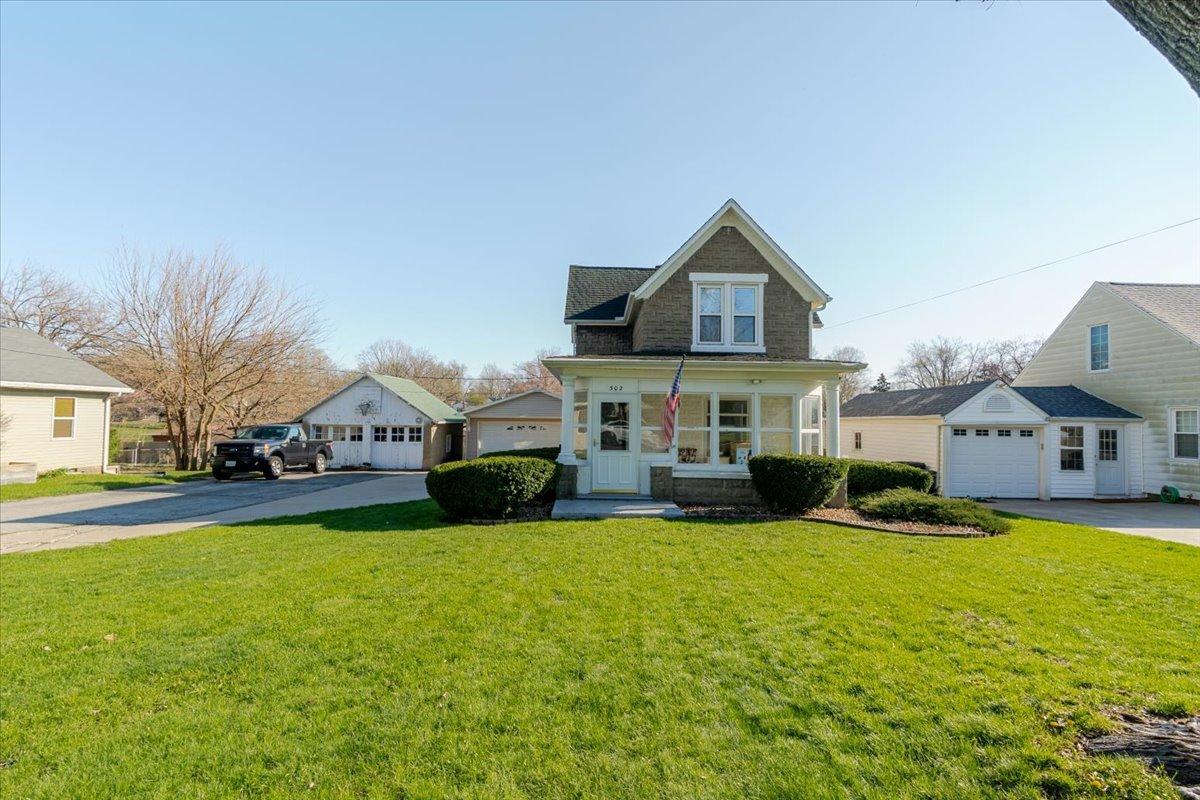 502 W Cruger Ave., Eureka, IL 61530