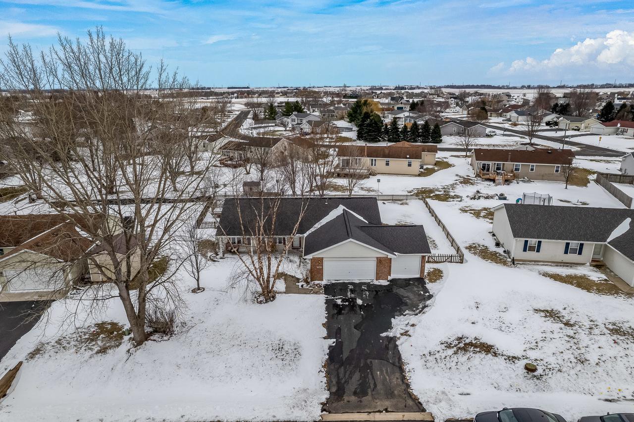 136 Harvest Glenn Dr., Davis Junction, IL 61020