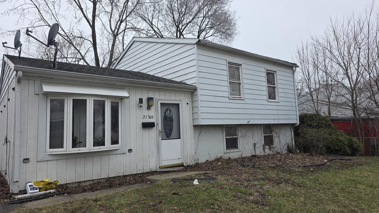 21706 Olivia Ave., Sauk Village, IL 60411
