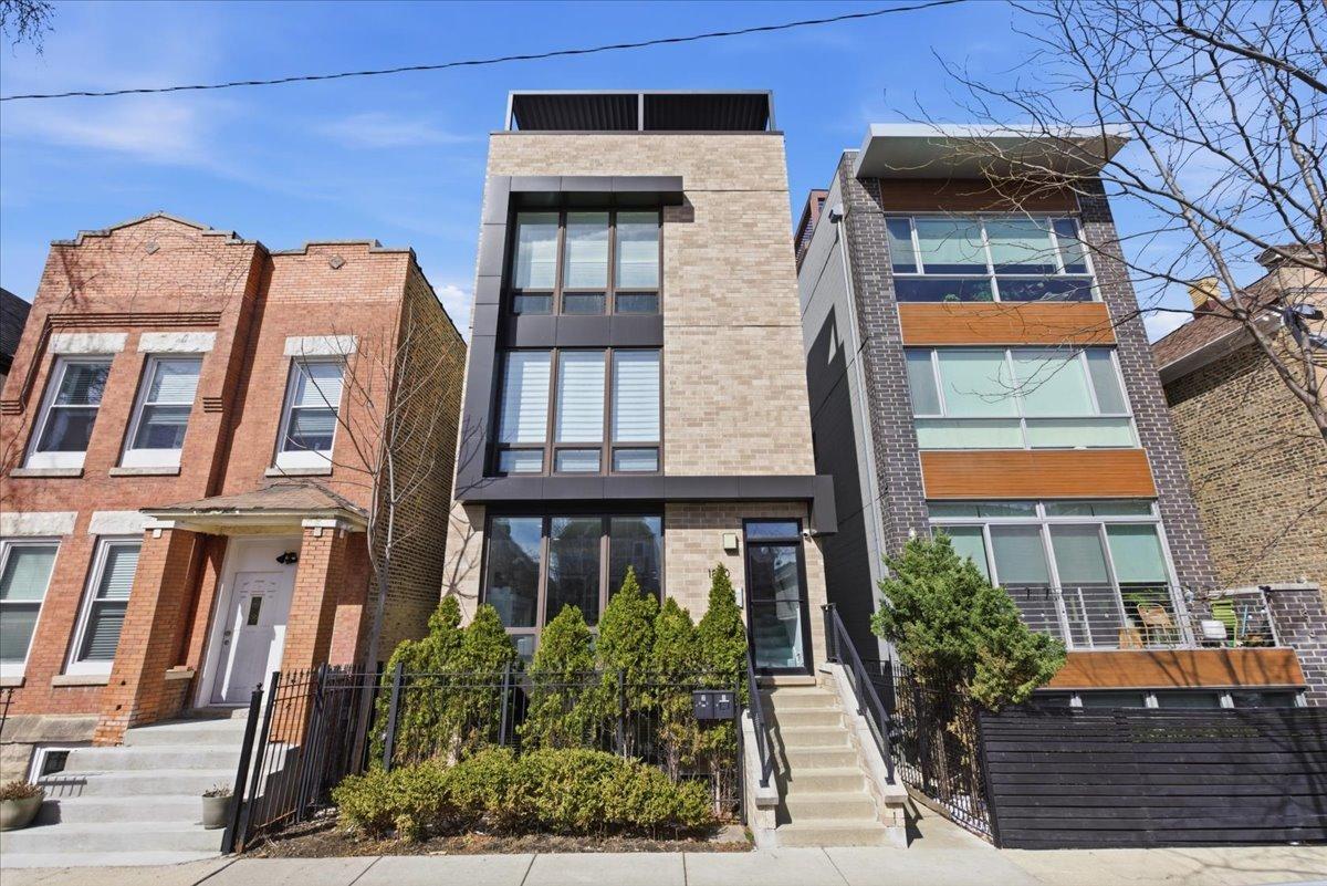 1820 W Haddon Ave. #1, Chicago, IL 60622