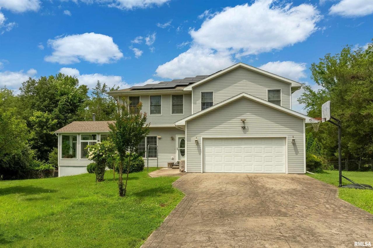 141 Pump Station Rd Rd., Makanda, IL 62958