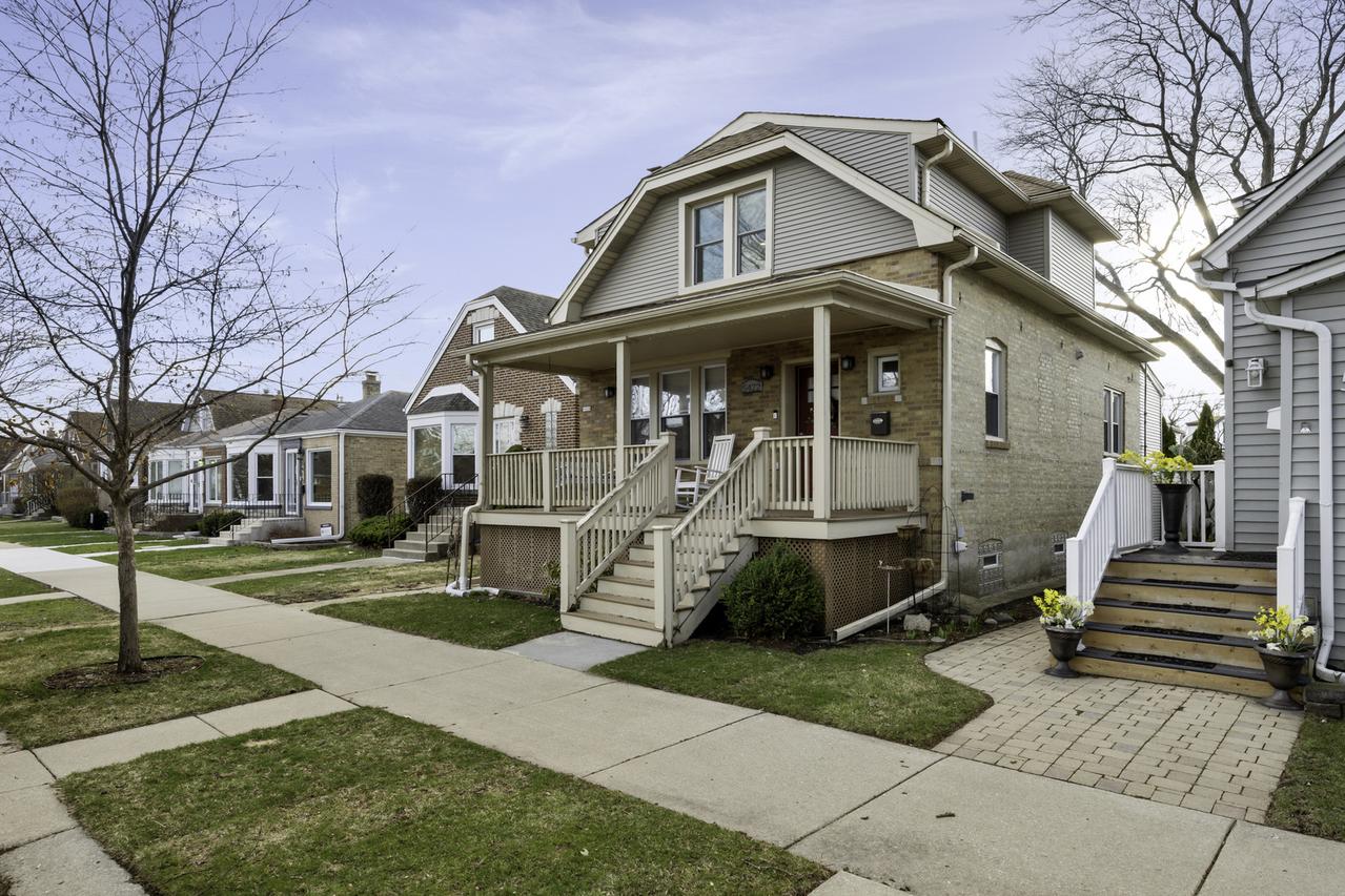 5422 N Natoma Ave., Chicago, IL 60656