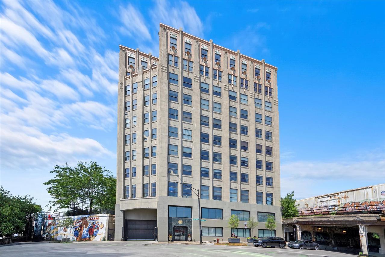 1550 S Blue Island Ave. #404, Chicago, IL 60608