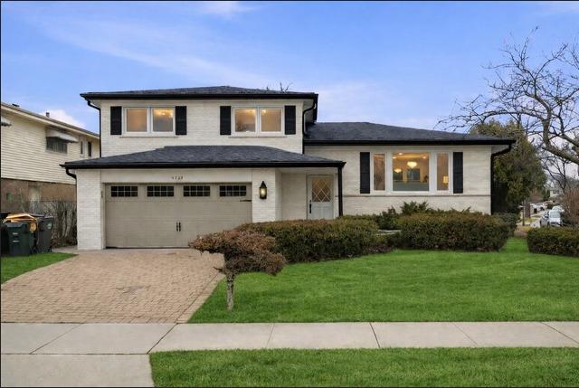 9248 N Maryland St., Niles, IL 60714