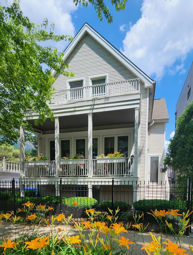 2426 W Lyndale St., Chicago, IL 60647