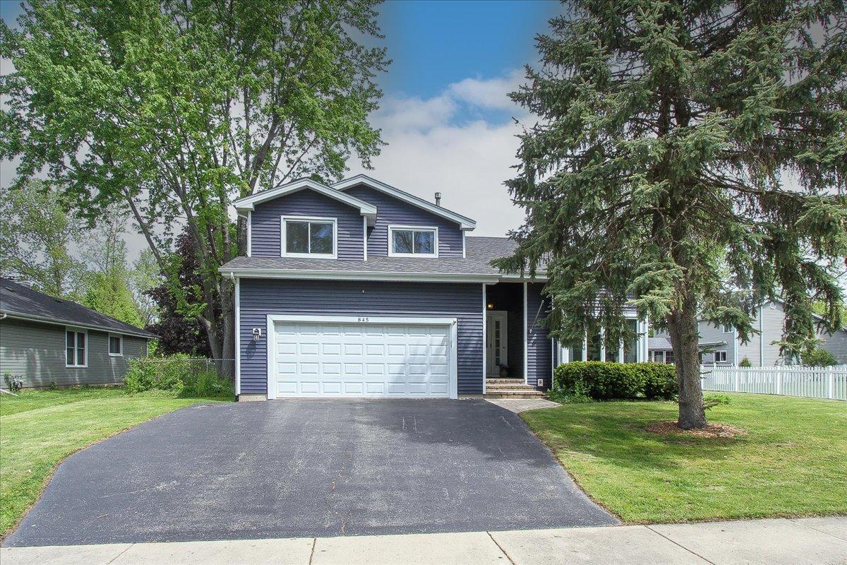 845 Hanson Ct., Batavia, IL 60510