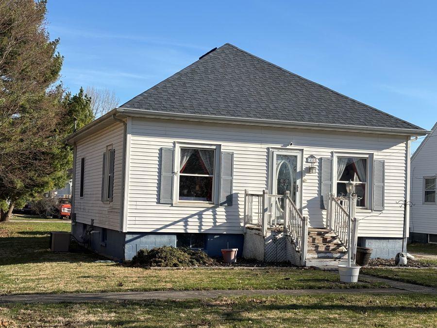 455 E Main St., Sheldon, IL 60966