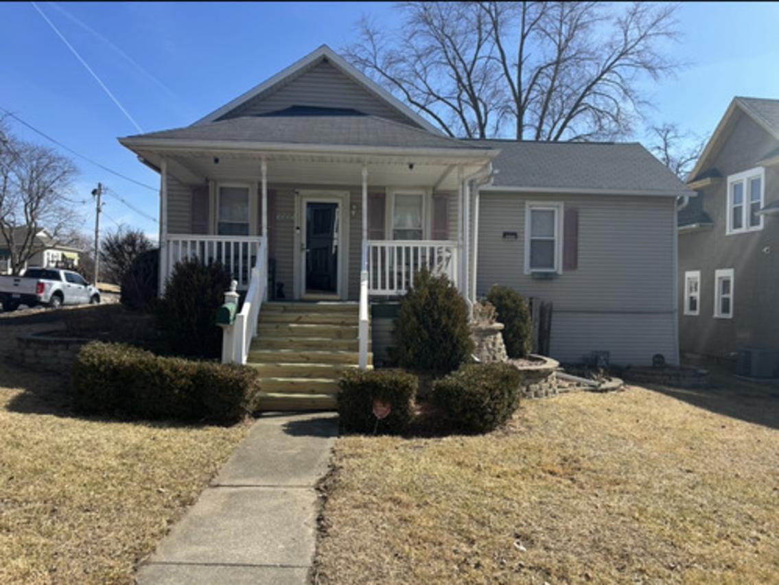 1017 Pulaski St., Peru, IL 61354