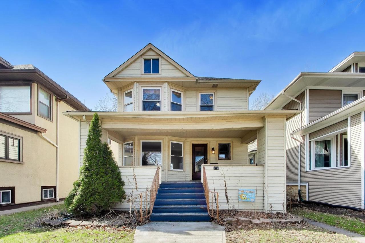 917 Home Ave., Oak Park, IL 60304