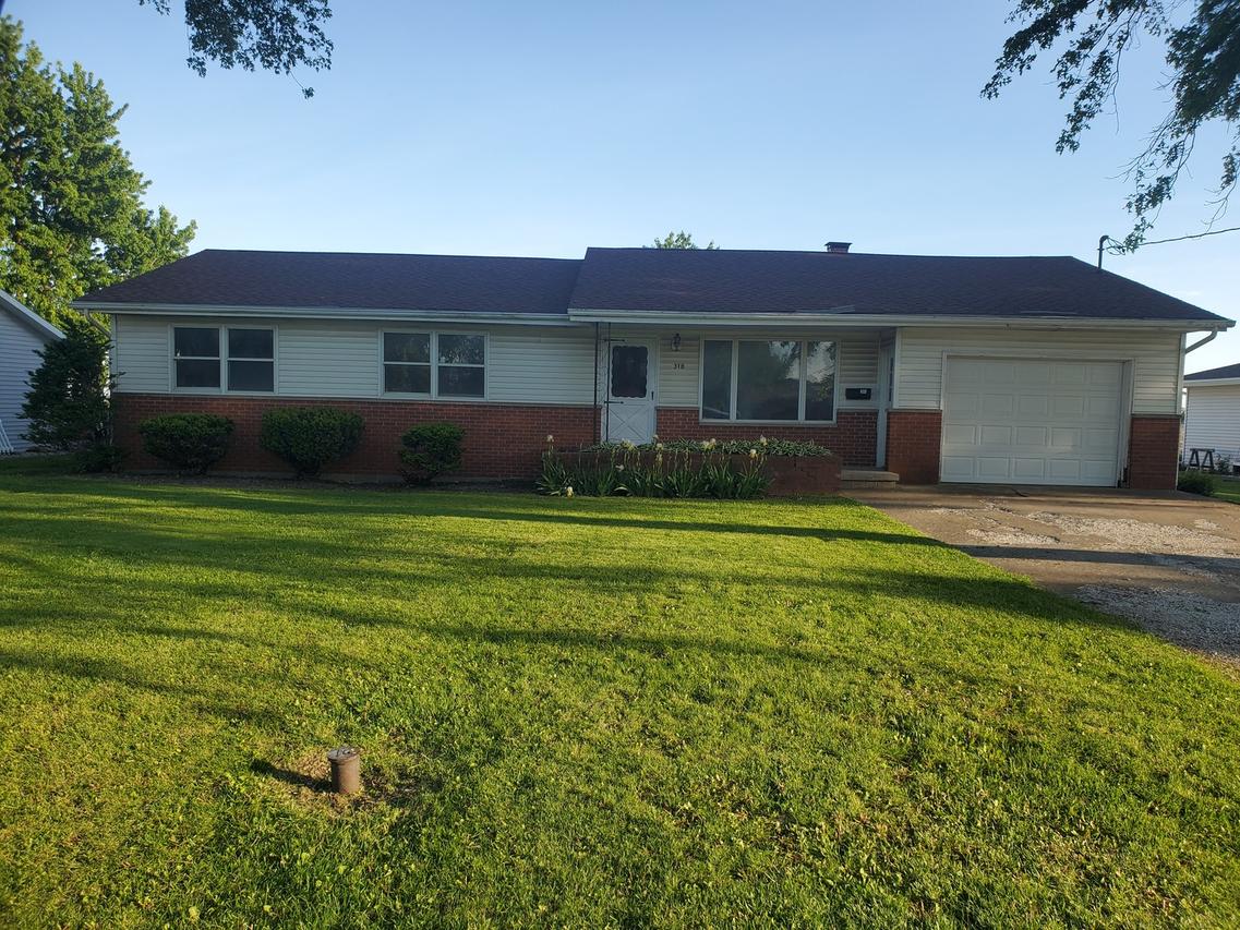 318 E Park Ct., Gilman, IL 60938