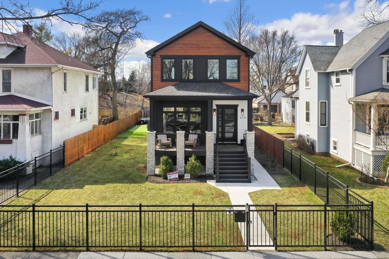 4218 N Kildare Ave., Chicago, IL 60641