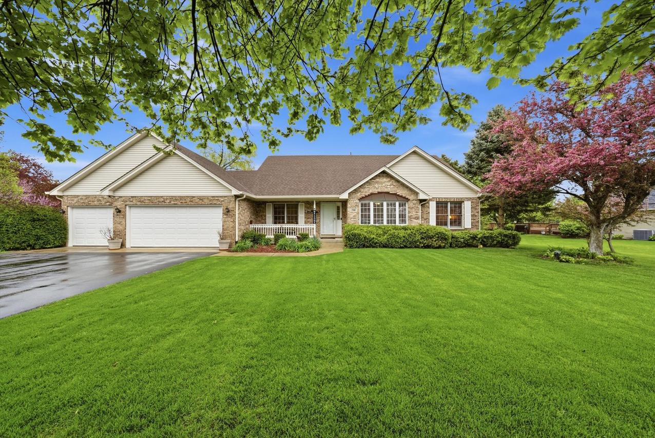 706 Silver Glen Rd., Mchenry, IL 60050