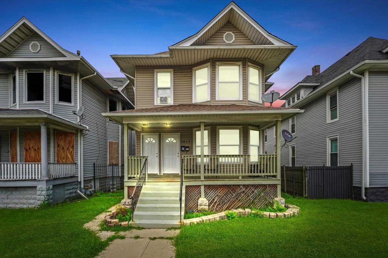 1611 Saint Charles Rd., Maywood, IL 60153