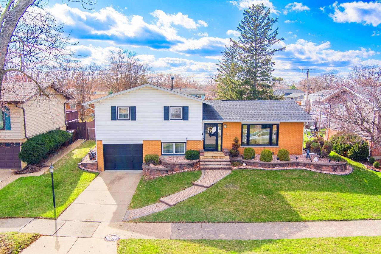 15414 Las Flores Ln., Oak Forest, IL 60452