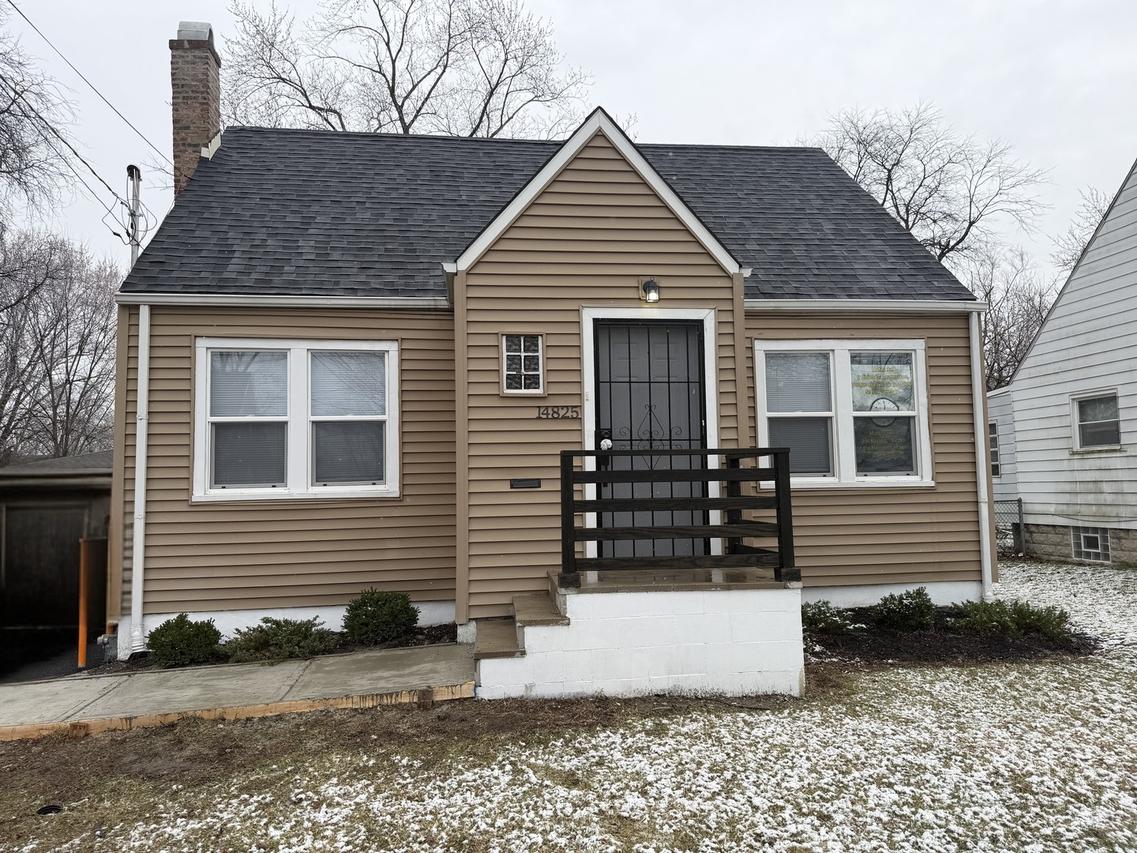 14825 Perry Ave., South Holland, IL 60473