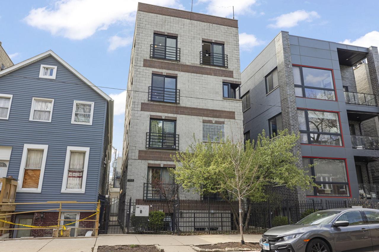 1016 N Marshfield Ave. #4, Chicago, IL 60622