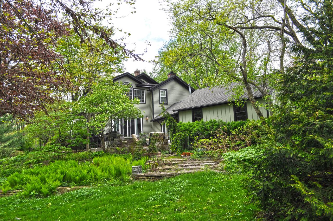 1301 South Batavia Ave., Geneva, IL 60134