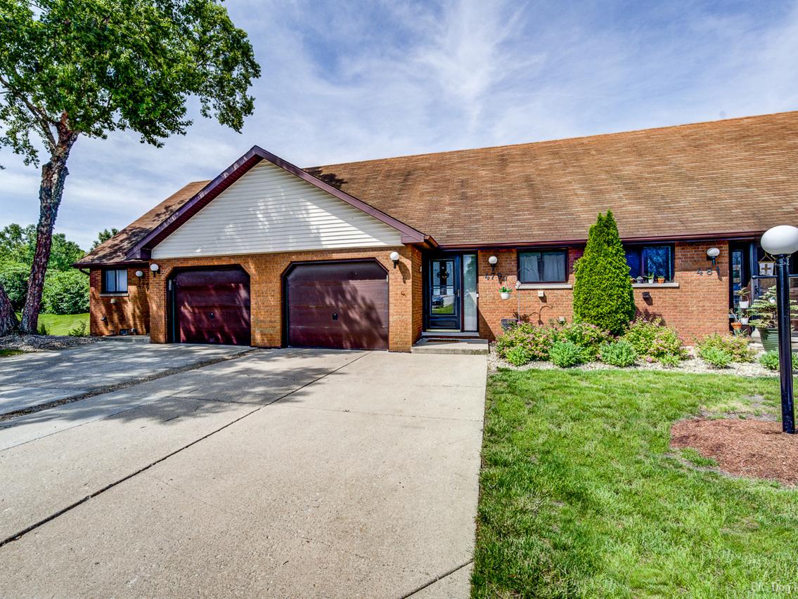 479 Fairview Dr., Manhattan, IL 60442