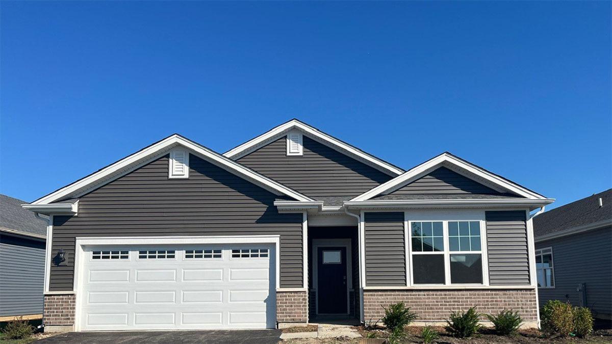 2513 Skye Dr., Pingree Grove, IL 60140