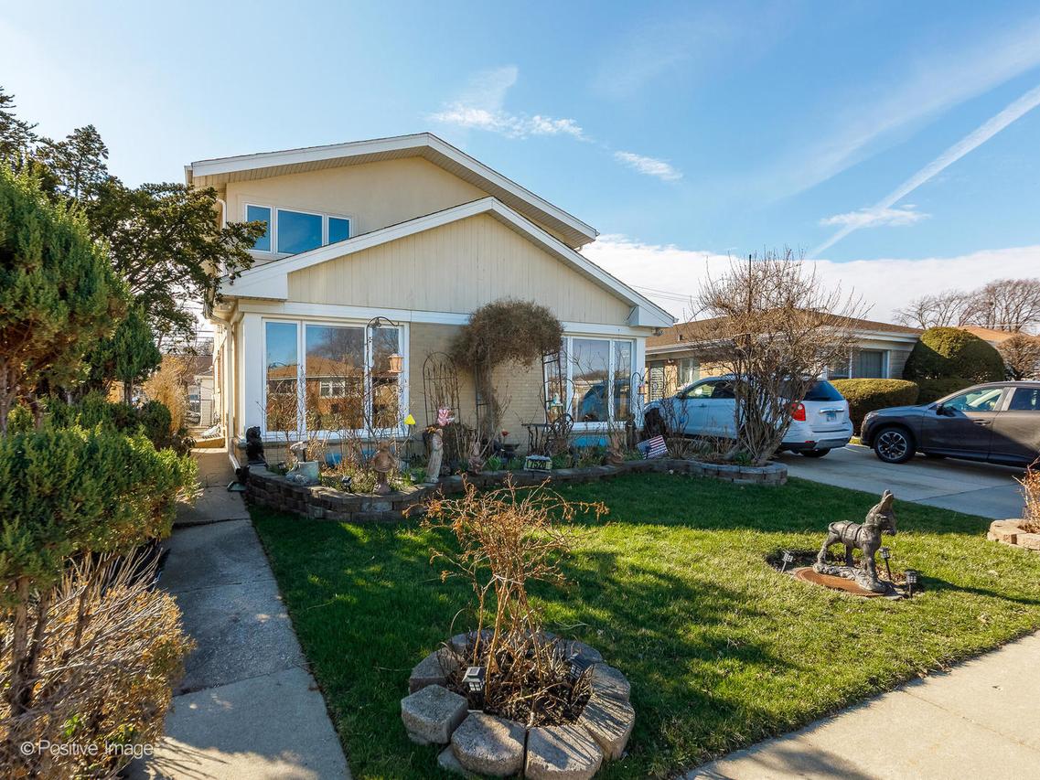 7520 Crawford Ave., Skokie, IL 60077