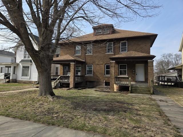 607 2nd Ave., Sterling, IL 61081