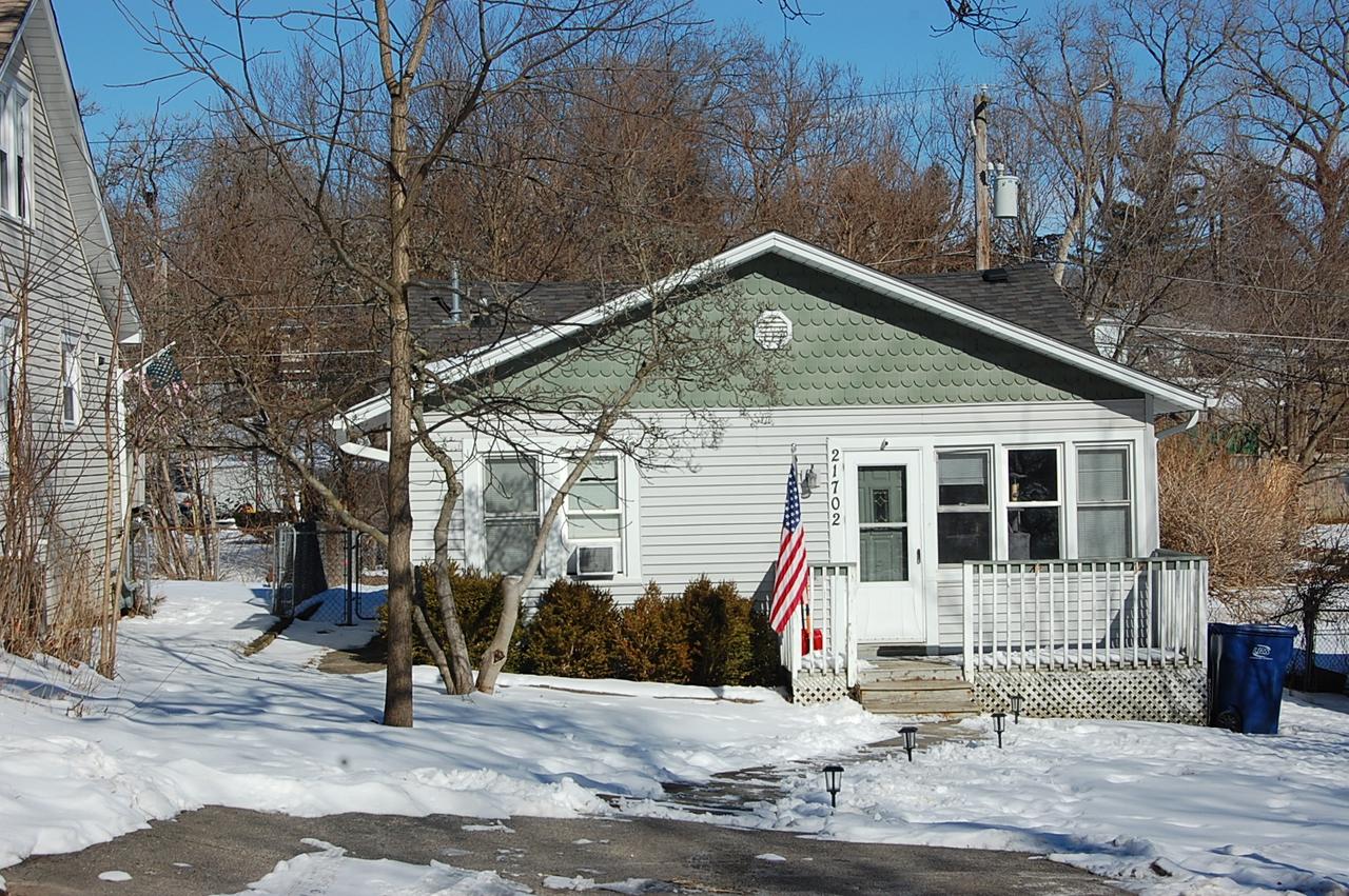 21702 W Edgewood Ave., Lake Villa, IL 60046