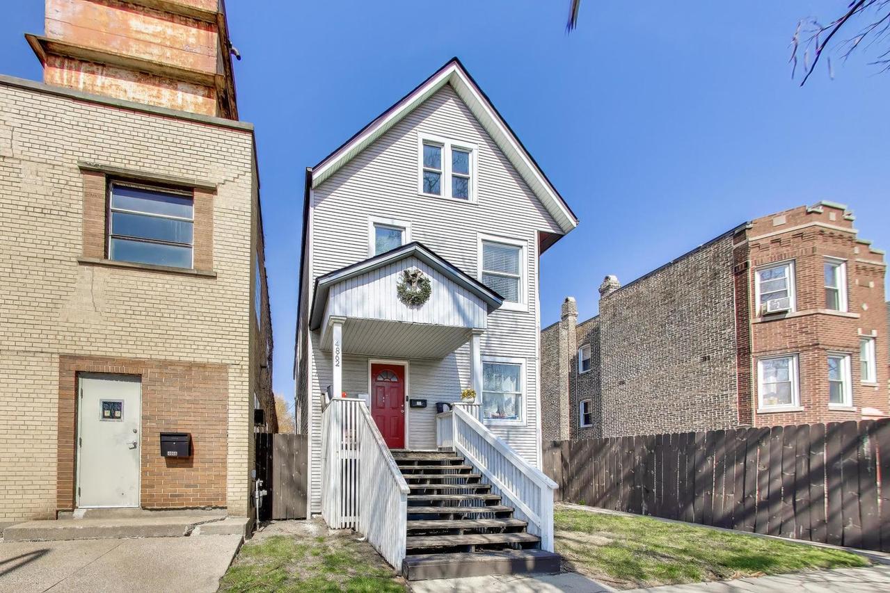 4862 W Cortland St., Chicago, IL 60639