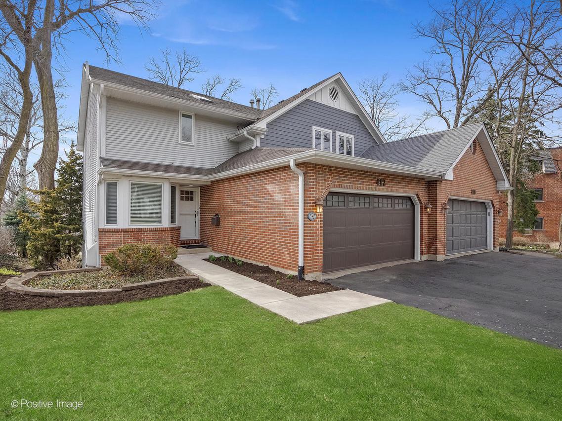 412 Lawrence Ave., Glen Ellyn, IL 60137