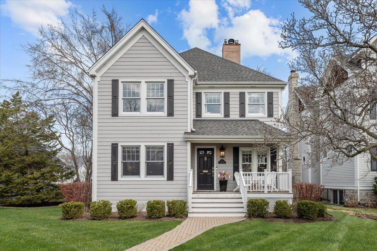 529 Park Dr., Kenilworth, IL 60043