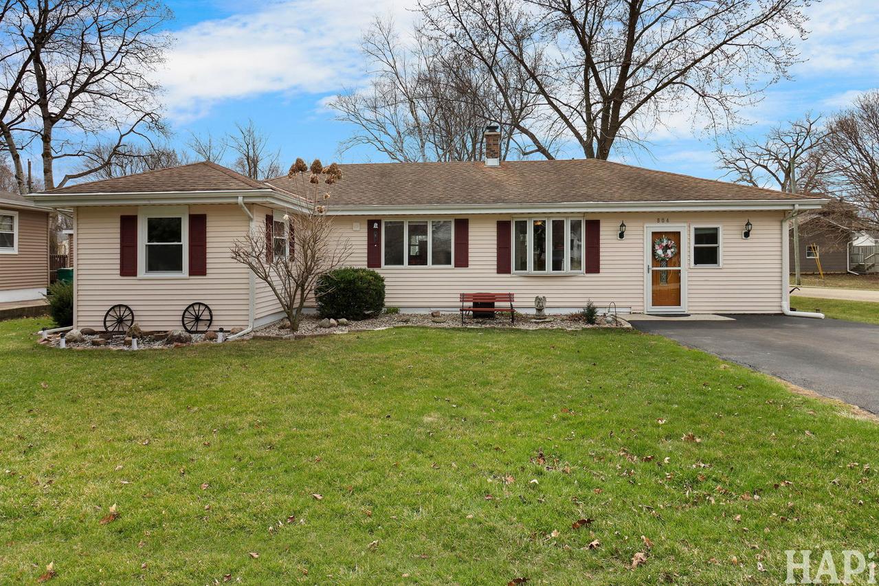 804 Elm St., Maple Park, IL 60151