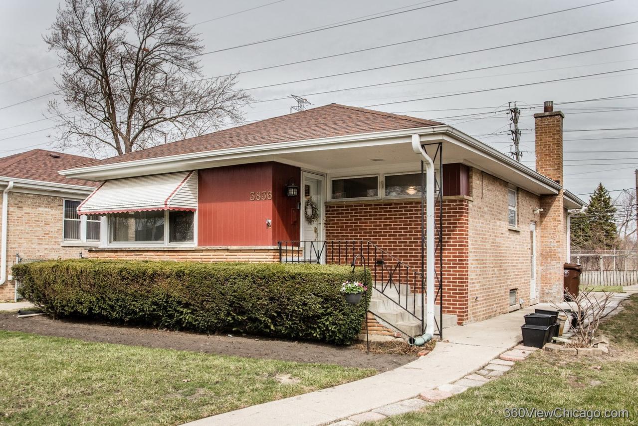 3836 Harvard Ter., Skokie, IL 60076