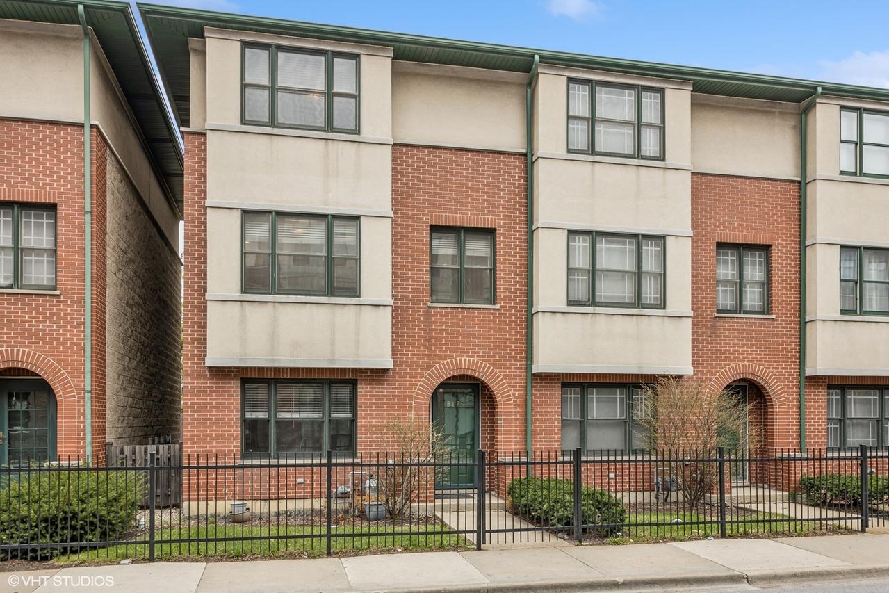 [Address Hidden by Seller], Oak Park, IL 60302