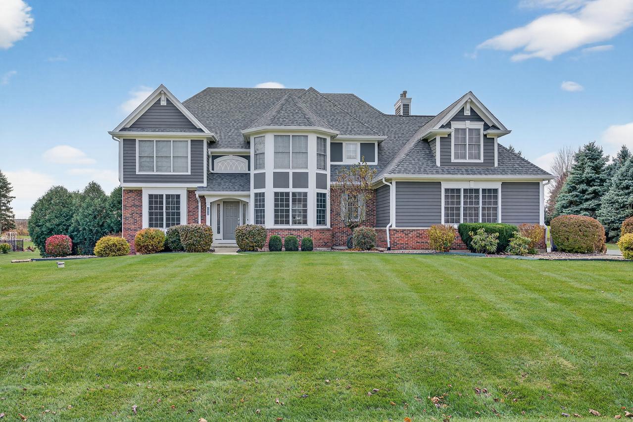 41W815 Bowgren Dr., Elburn, IL 60119