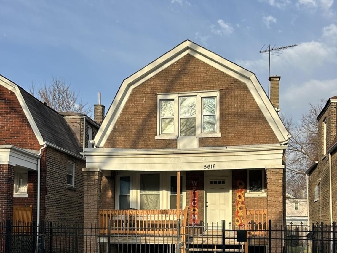 [Address Hidden by Seller], Chicago, IL 60636
