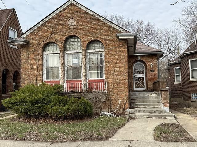 8104 S Euclid Ave., Chicago, IL 60617